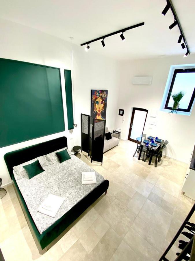 Namaste Apartment Bari Esterno foto